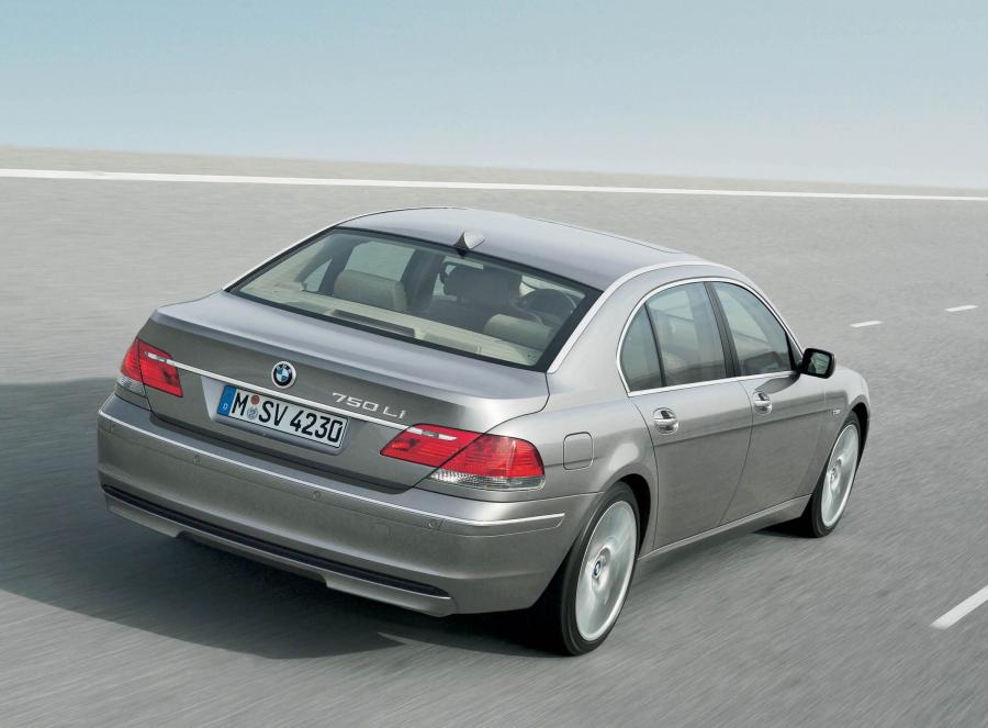  BMW 7-Series L 2006 года  (фото 72 из 89)